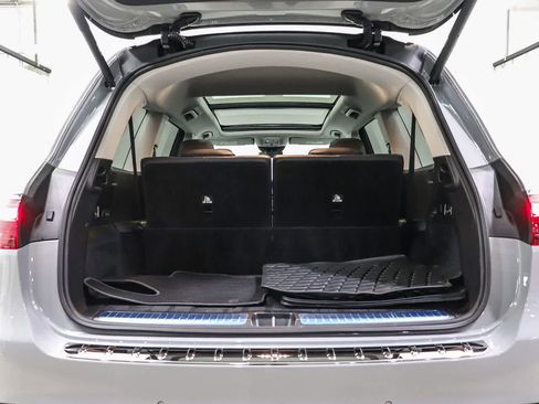 Certified 2026 Mercedes-Benz GLS 450 4MATIC image 28
