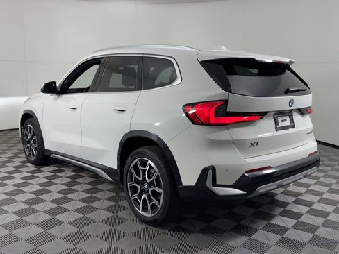 Used 2025 BMW X1 xDrive28i w/ Technology Package image 8
