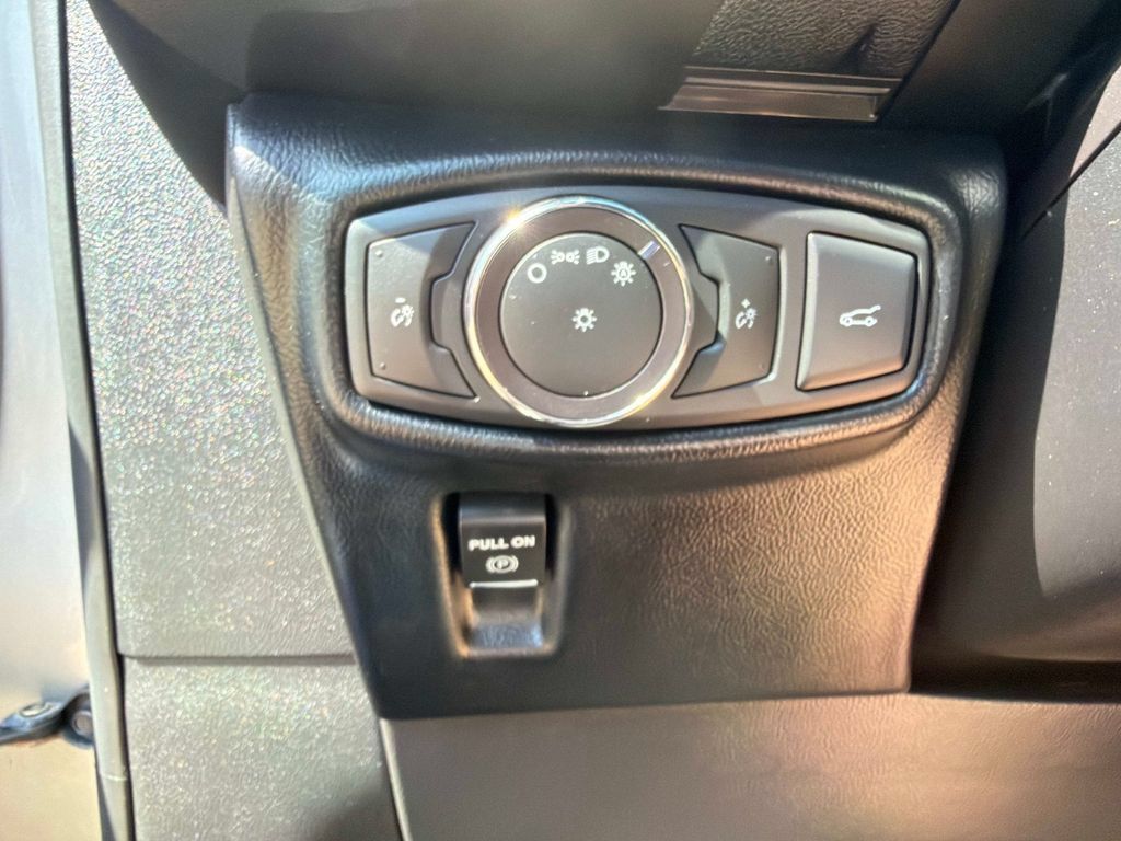 Used 2017 Lincoln MKX Reserve AWD/4WD image 31