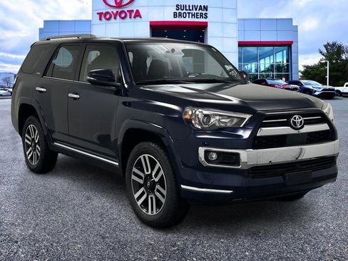 Used 2024 Toyota 4Runner Limited image 3