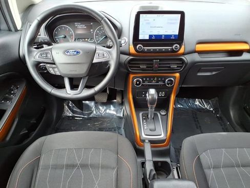 Used 2021 Ford EcoSport SE w/ SE Appearance Package image 9