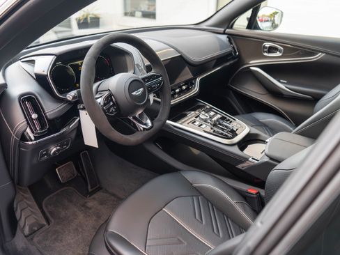 New 2026 Aston Martin DBX S image 3