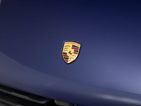 New 2026 Porsche Macan image 35