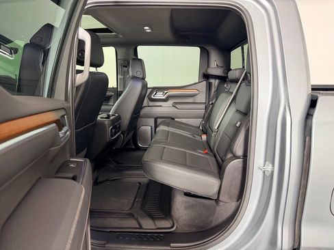Used 2025 GMC Sierra 1500 Denali AWD/4WD image 30