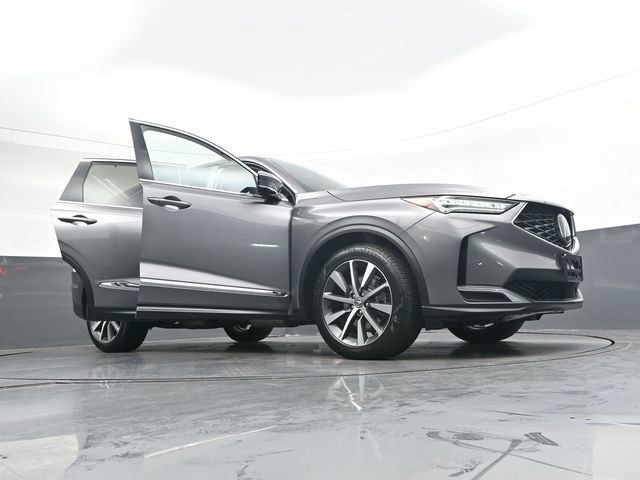 Used 2025 Acura MDX w/ Technology Package FWD image 45