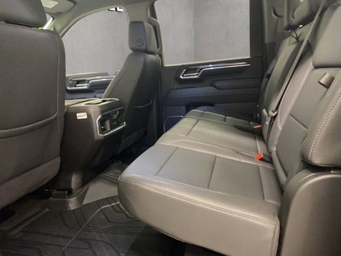 Used 2024 Chevrolet Silverado 3500 LTZ w/ LTZ Plus Package image 21