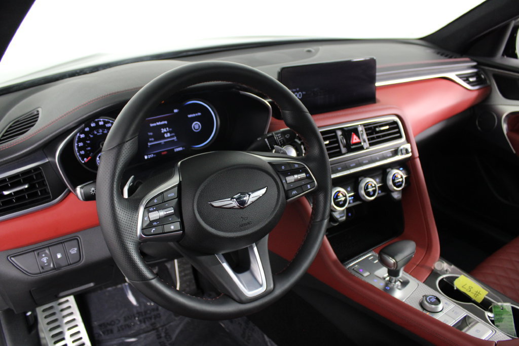 Used 2023 Genesis G70 3.3T w/ Sport Prestige Package RWD image 17