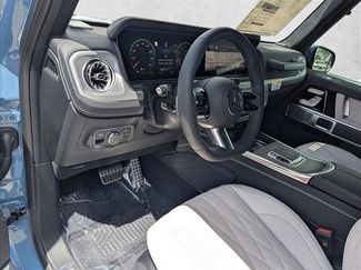 New 2026 Mercedes-Benz G 550 video 3