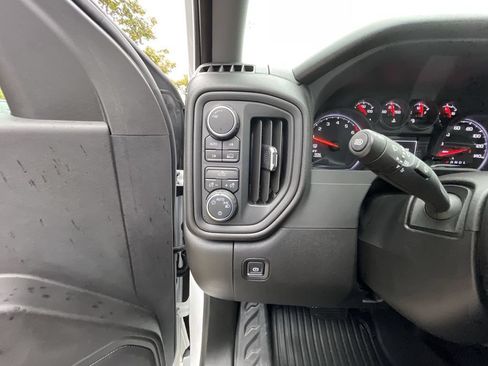 Certified 2025 Chevrolet Silverado 1500 W/T w/ WT Value Package AWD/4WD image 18