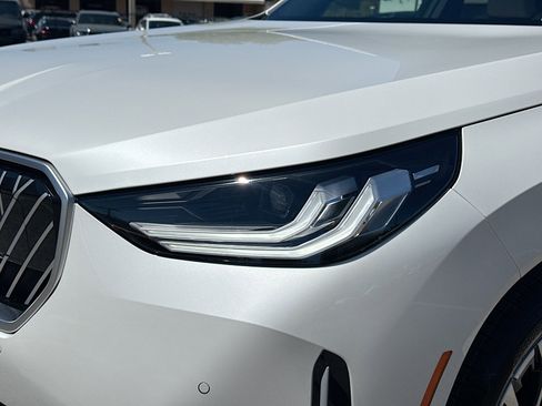 New 2026 BMW X3 xDrive30 w/ Premium Package image 9