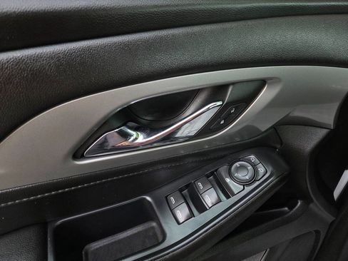 Used 2022 Chevrolet Traverse LT w/ Midnight/Sport Edition image 30