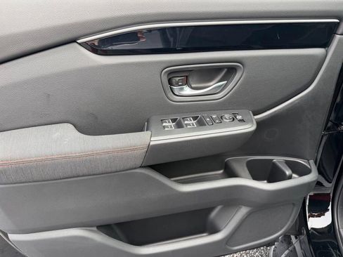 New 2026 Honda Pilot Sport image 22