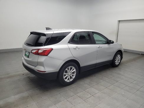 Used 2020 Chevrolet Equinox LS w/ LS Convenience Package image 10