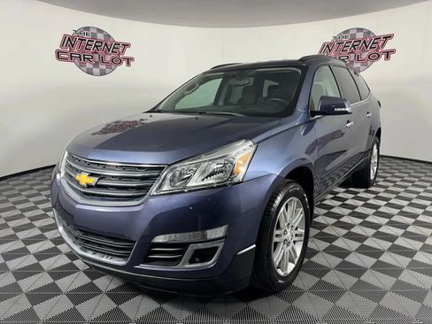 Used 2014 Chevrolet Traverse LT w/ All-Star Edition FWD image 3