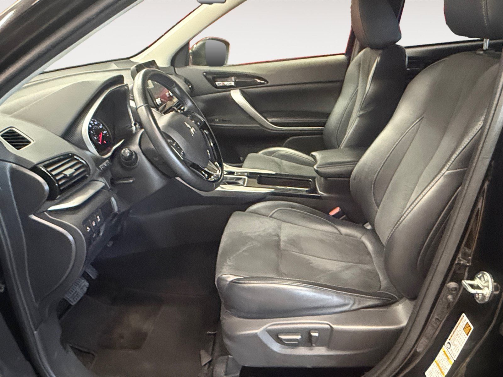 Used 2025 Mitsubishi Eclipse Cross SE AWD/4WD image 22