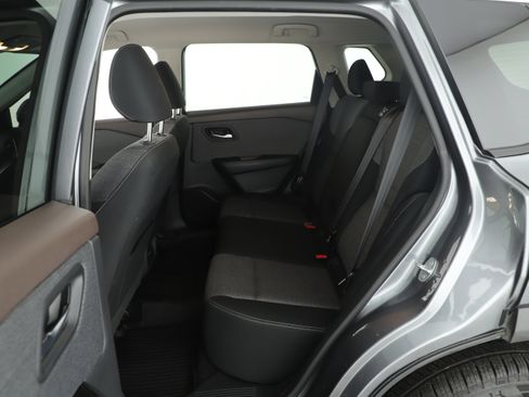 Used 2021 Nissan Rogue SV image 10