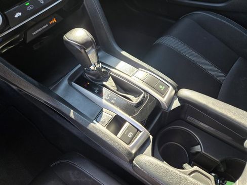 Used 2020 Honda Civic Sport image 17