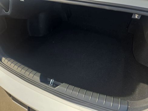Used 2025 Kia K5 EX image 35