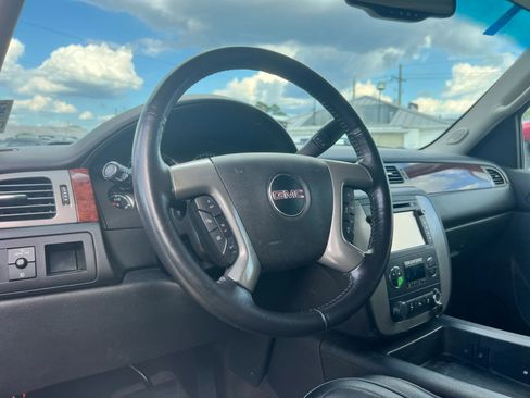 Used 2014 GMC Yukon SLT image 10