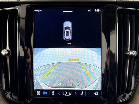 Used 2022 Volvo XC60 B5 Inscription w/ Advanced Package image 15