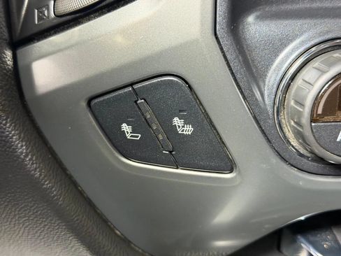 Used 2017 Chevrolet Silverado 1500 LT w/ All Star Edition AWD/4WD image 31