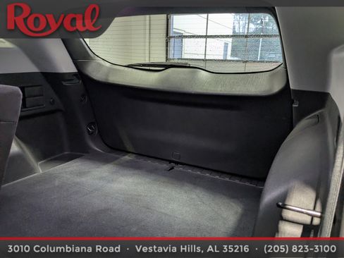 Used 2024 GMC Terrain SLE w/ Driver Convenience Package image 15