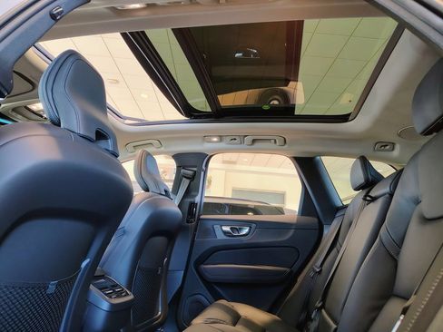 New 2026 Volvo XC60 B5 Ultra w/ Climate Package AWD/4WD image 17