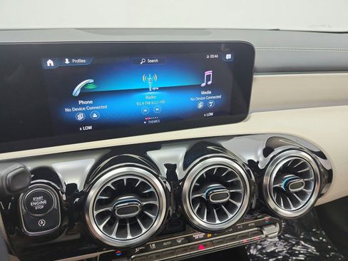 Certified 2023 Mercedes-Benz CLA 250 image 10