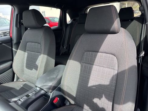 Certified 2026 Honda HR-V Sport image 15