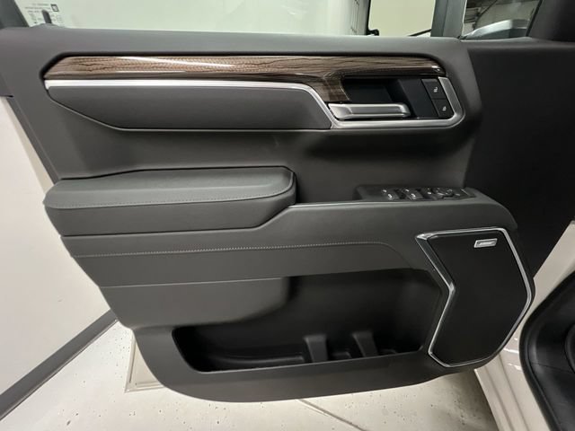 New 2026 Chevrolet Silverado 1500 RST w/ Convenience Package II AWD/4WD image 23