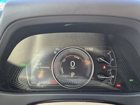 Used 2022 Lexus UX 250h w/ Premium Package image 21