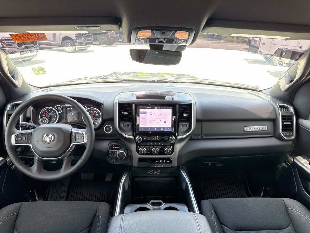 Used 2025 RAM 1500 Big Horn AWD/4WD image 12