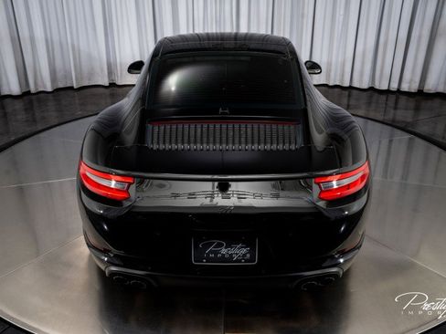 Used 2019 Porsche 911 Carrera image 11