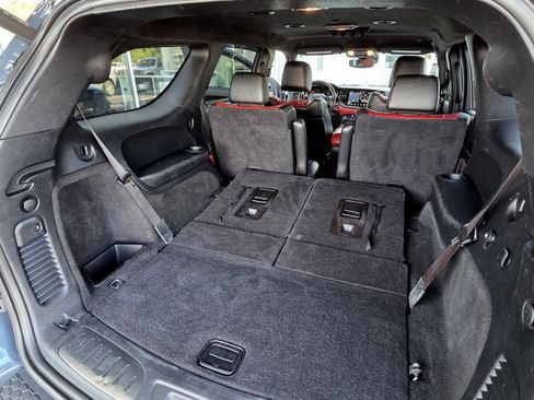 Used 2021 Dodge Durango R/T w/ Tow 'N Go Package AWD/4WD image 18