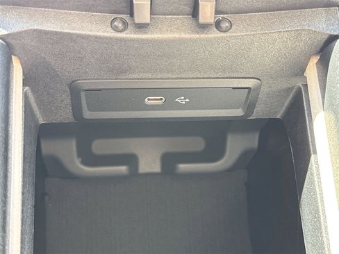 New 2026 Mercedes-Benz GLE 450 4MATIC image 32