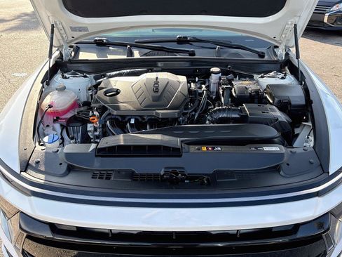 Used 2025 Hyundai Sonata SEL FWD image 28