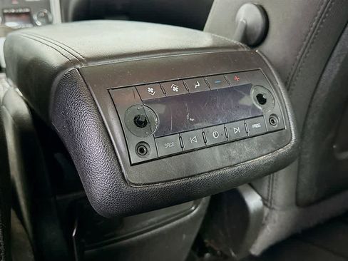 Used 2012 GMC Acadia SLE image 13