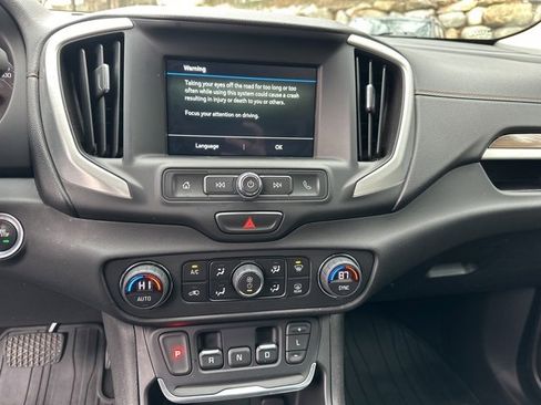 Used 2019 GMC Terrain SLE w/ Driver Convenience Package image 20