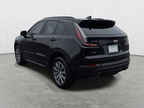 Certified 2023 Cadillac XT4 Sport w/ Cold Weather Package AWD/4WD image 7