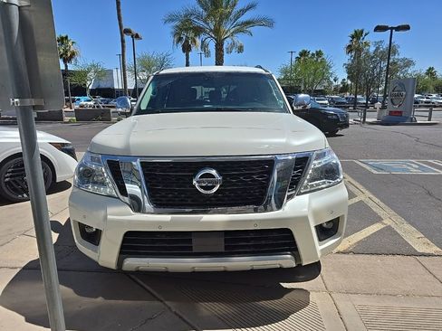 Used 2017 Nissan Armada SL w/ Moonroof Package RWD image 2