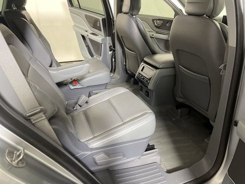 Used 2020 Lincoln Aviator Reserve AWD/4WD image 21