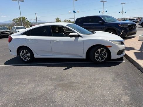 Used 2018 Honda Civic LX image 2