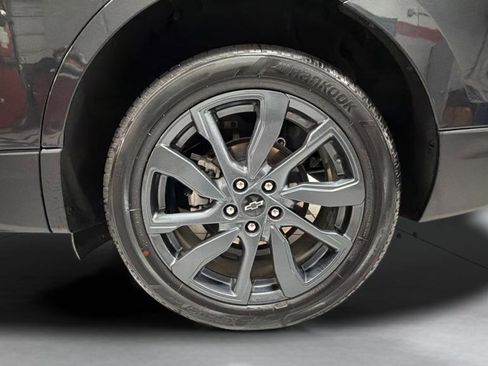 Used 2023 Chevrolet Equinox RS w/ RS Leather Package image 27