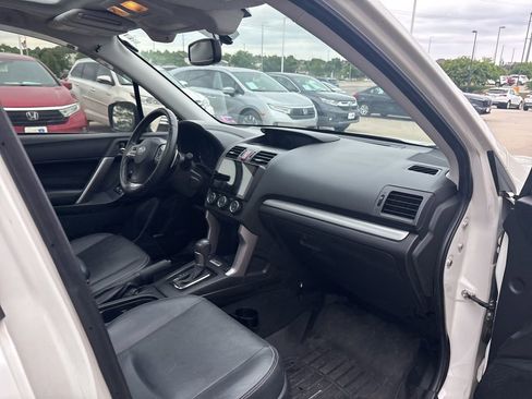 Used 2015 Subaru Forester 2.0XT Touring w/ Eyesight & Navigation System AWD/4WD image 29