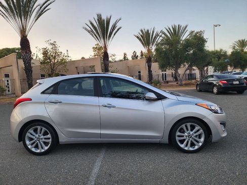 Used 2016 Hyundai Elantra GT w/ Option Group 03 FWD image 6