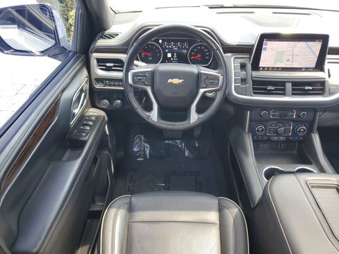 Used 2021 Chevrolet Tahoe Premier w/ Premium Package RWD image 16
