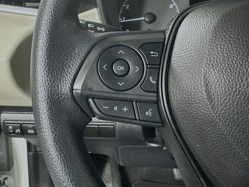 Used 2024 Toyota Corolla LE FWD image 16
