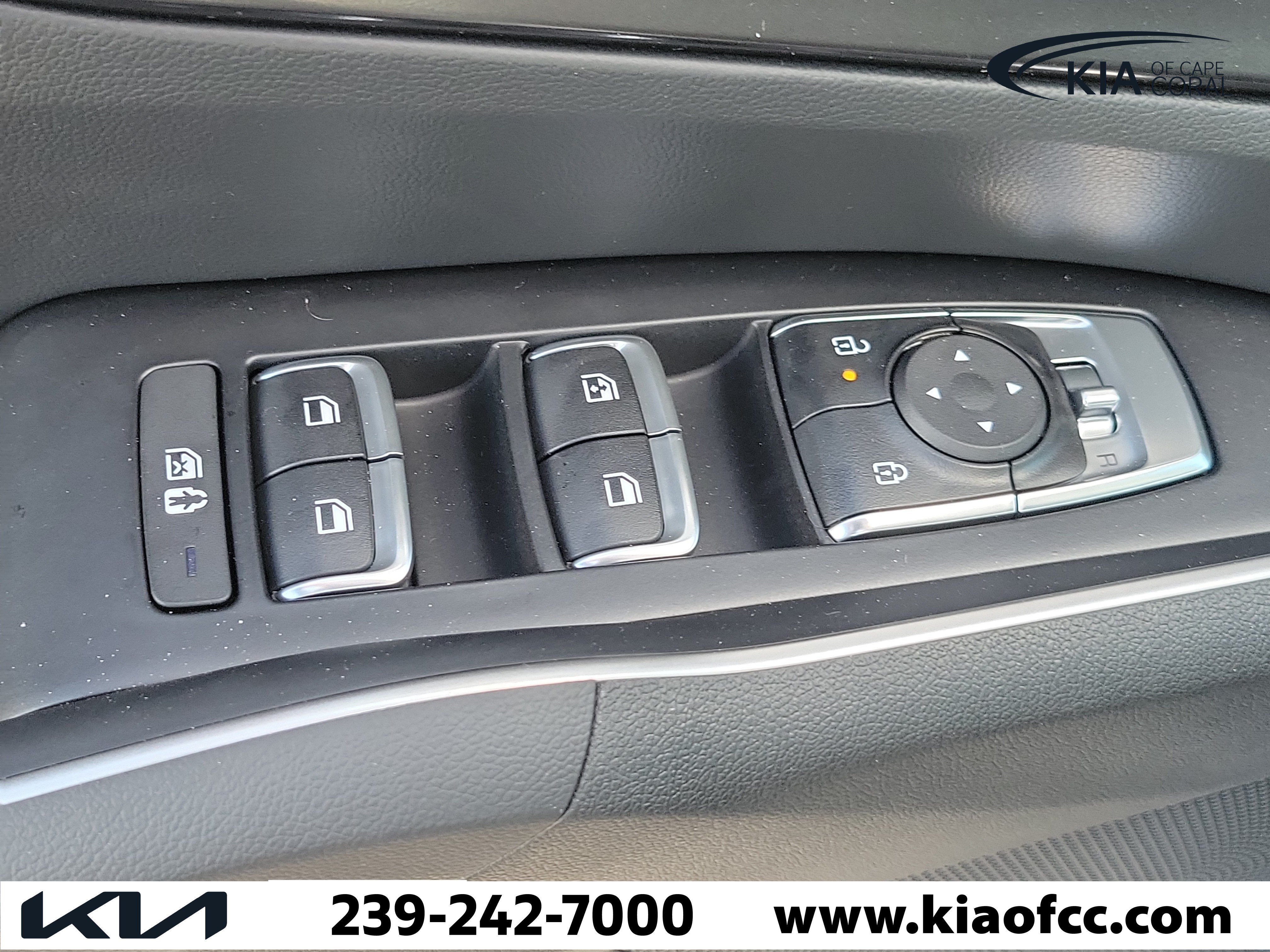 New 2026 Kia Sorento S FWD image 25