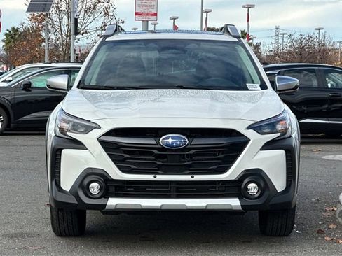 Used 2025 Subaru Outback Touring XT w/ Popular Package #2 image 9