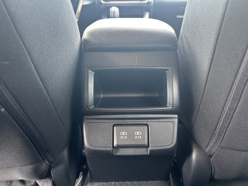 Used 2019 Subaru Outback 2.5i Premium AWD/4WD image 28